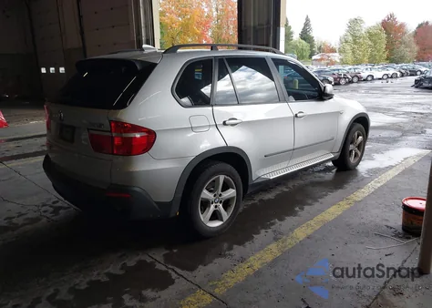 2008 BMW X5 3.0Si z USA, uszkodzony, nr VIN 5UXFE435X8L004818